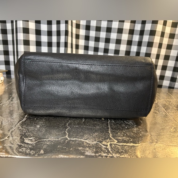 Fossil Sydney Black Leather Shopper Tote - Picture 4 of 10